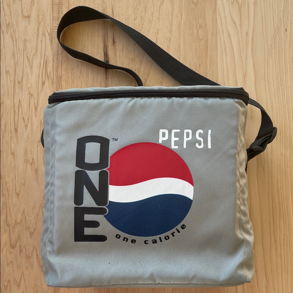 Vintage Pepsi “One” Insulated Soft Sided Large Cooler Bag from 1998! - RARE